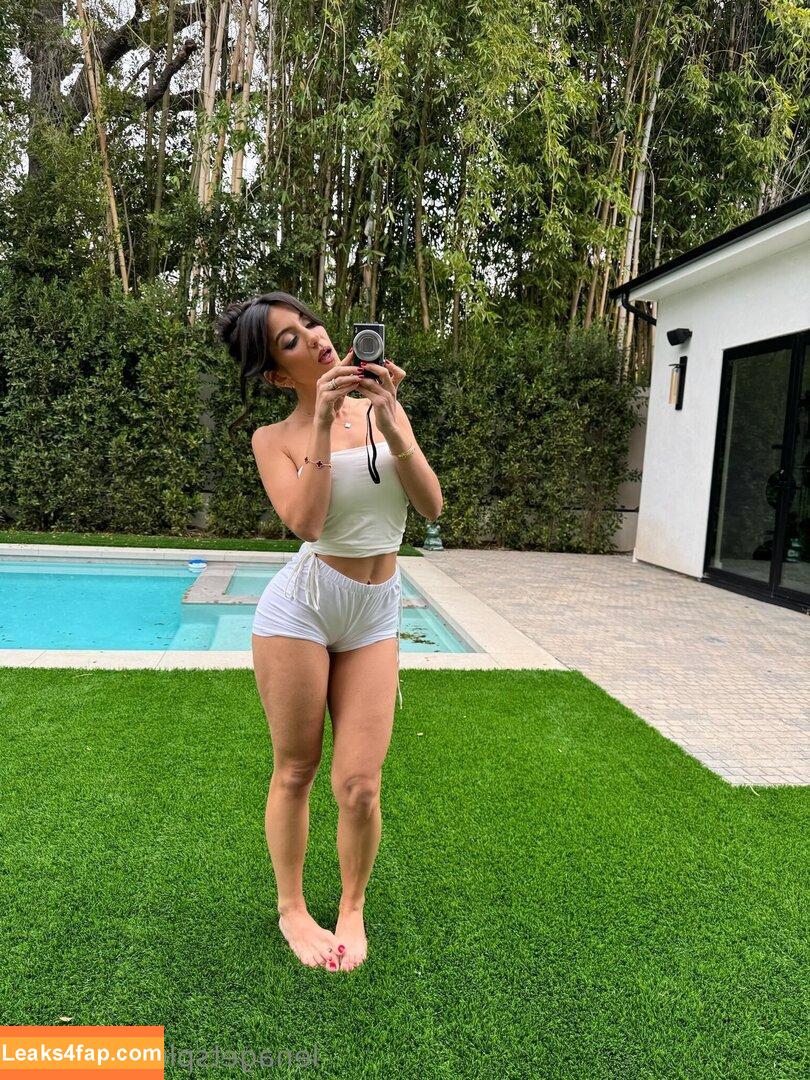Lena The Plug / LTP / lena.the.mom / lenatheplug leaked photo photo #0056