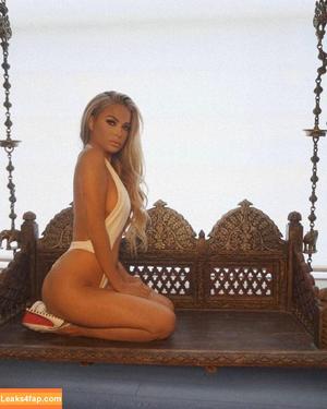Carmen Electra фото #0001