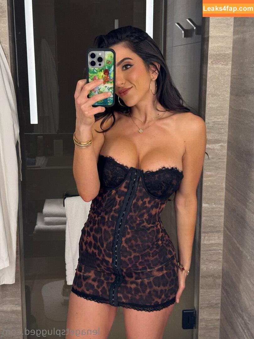 Lena The Plug / LTP / lena.the.mom / lenatheplug leaked photo photo #0002