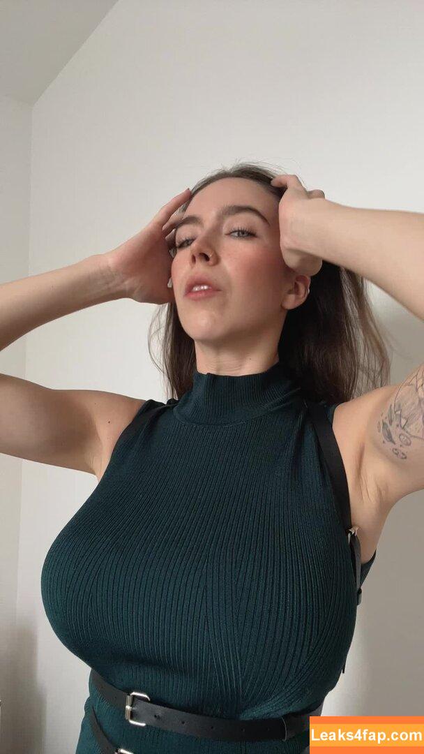 Tania Bann / TaniaBann / https: / tania.bann.official / taniabannfree leaked photo photo #0075