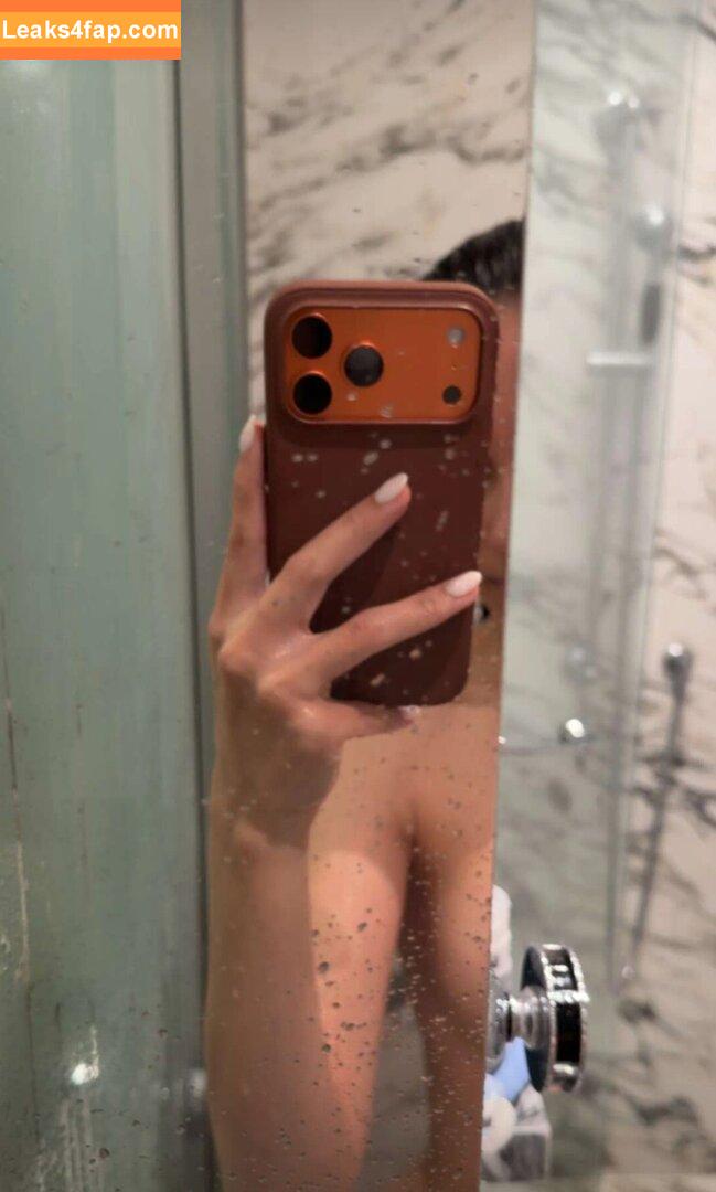 Caryn Marjorie / cutiecaryn / https: / marjikarp leaked photo photo #0012