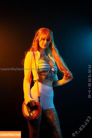 sallydinosaur photo #0016