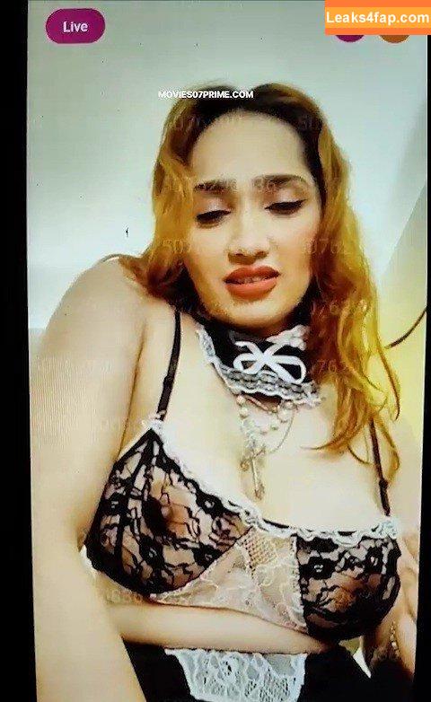 Aditi Mistry / aditimistry2607 leaked photo photo #0005