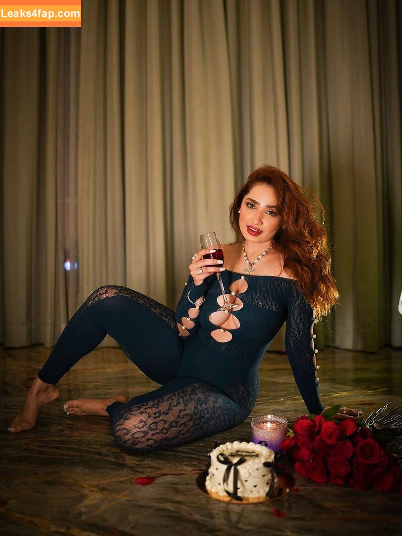Aditi Mistry / aditimistry2607 leaked photo photo #0018