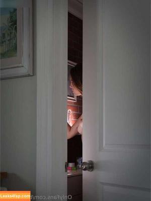 Brawniebee photo #0040