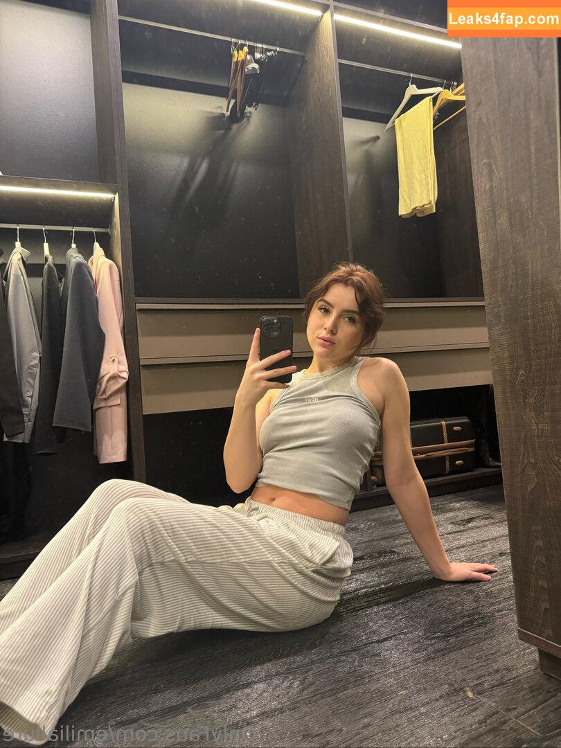 emiliallure /  leaked photo photo #0005