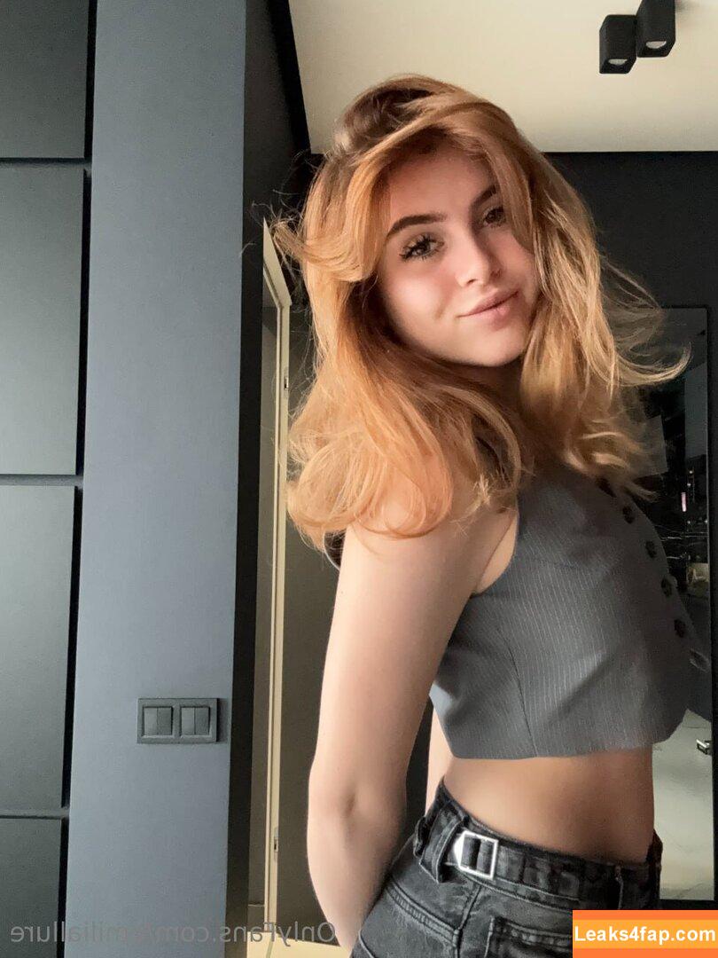 emiliallure /  leaked photo photo #0023