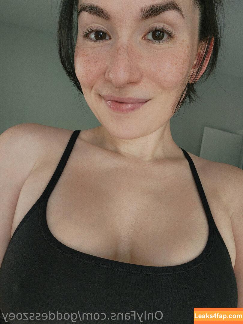 GoddessZoey /  leaked photo photo #0019