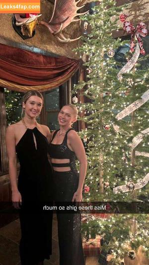 Jordyn Jones фото #1481