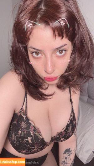 kittydanx photo #0001