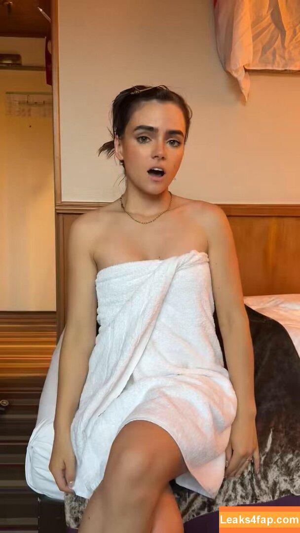 Leah Ray /  leaked photo photo #0003