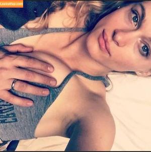 Leven Rambin фото #0017