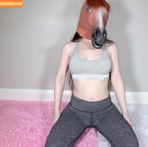 LilCanadianGirl photo #0097