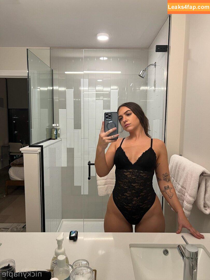 nickynaple / itsnickynaple leaked photo photo #0004