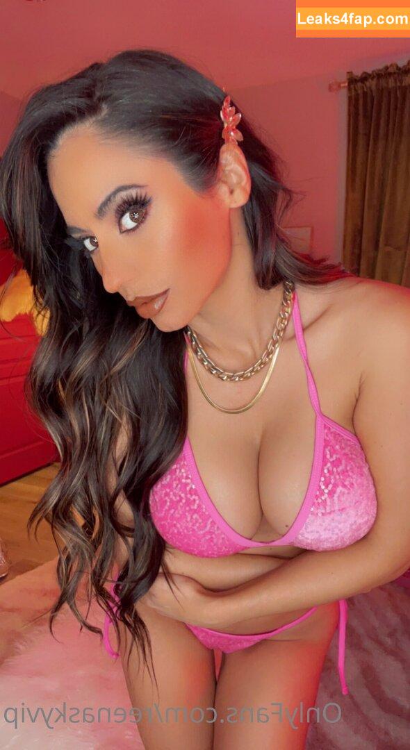 reenaskyfree / reena.sky leaked photo photo #0020