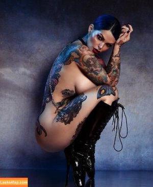 Riae Suicide photo #0023