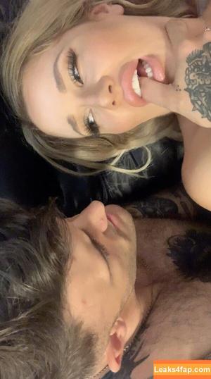 Savannah Bond photo #0080