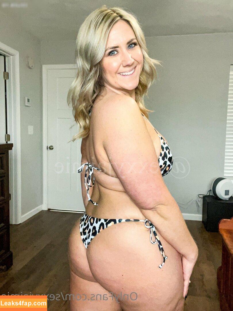 SexxyJaimie / iamjaimiesmiles leaked photo photo #0209