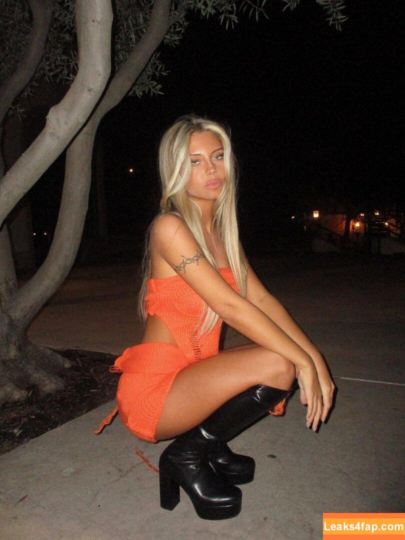 taylor_peach /  leaked photo photo #0004