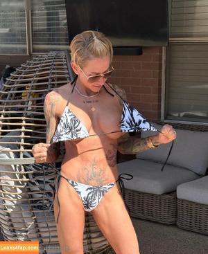 Christie Brimberry photo #0024
