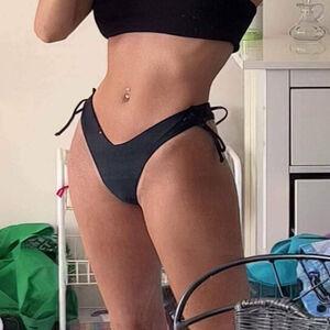 Eva Cudmore photo #0002