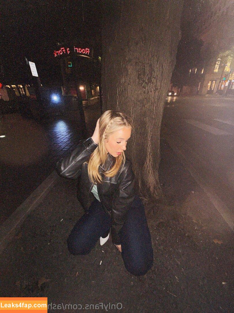 ashleyyyreyyy / ashleyyylreyyy leaked photo photo #0021