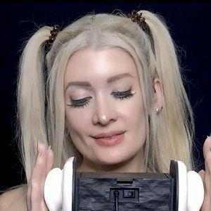 ASMR Maddy photo #0002