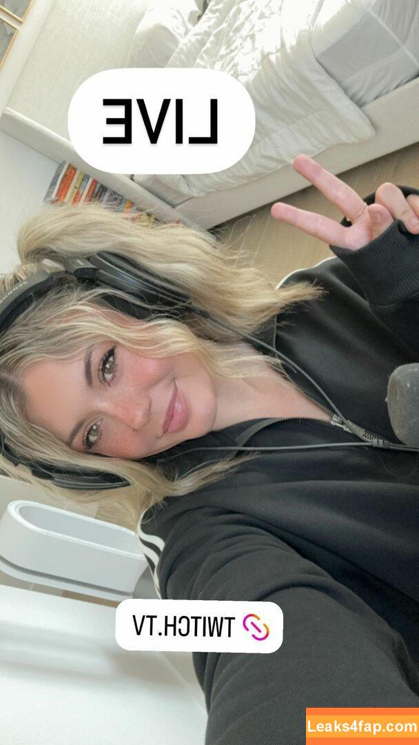 BrookeAB / brookeabb leaked photo photo #0247