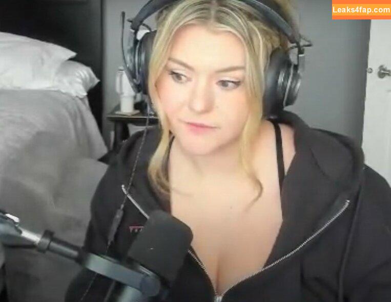 BrookeAB / brookeabb leaked photo photo #0330