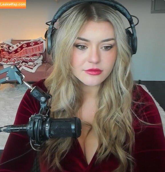 BrookeAB / brookeabb leaked photo photo #0342