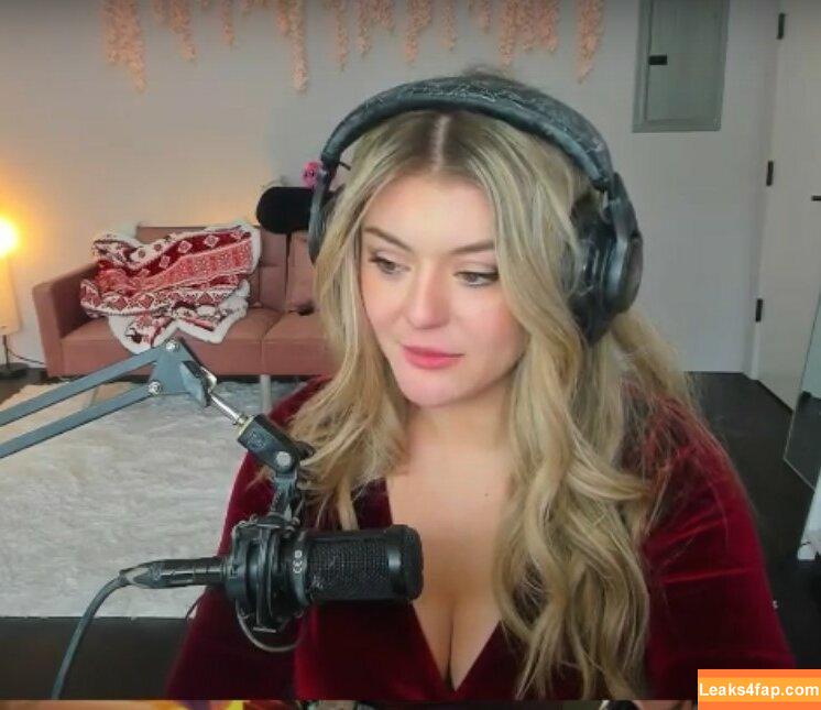 BrookeAB / brookeabb leaked photo photo #0354