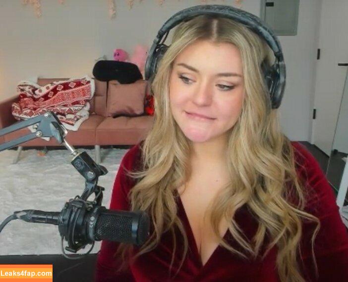 BrookeAB / brookeabb leaked photo photo #0361