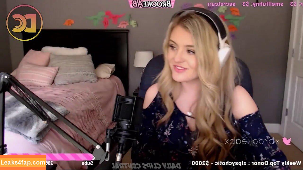 BrookeAB / brookeabb leaked photo photo #0387