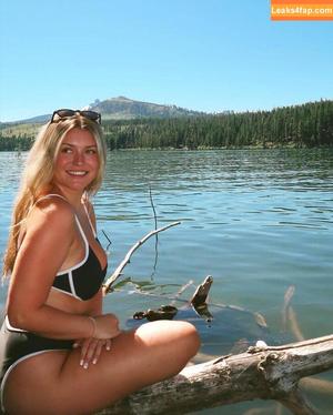 BrookeAB photo #0232