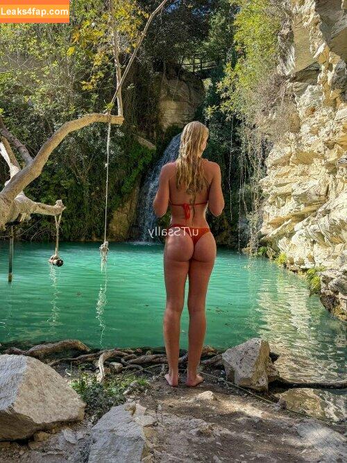celinedijjon / celinesdijon / xsallysunshinex / yourblondedreamgirl leaked photo photo #0054
