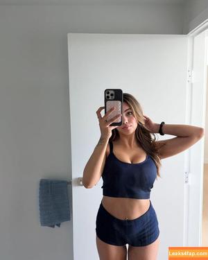 Emily Kaye photo #0001
