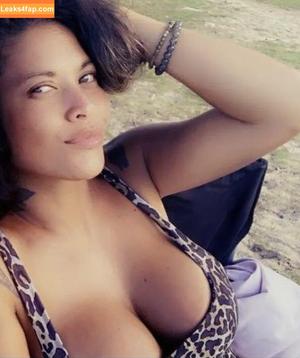 Hawaii Baddies photo #0017