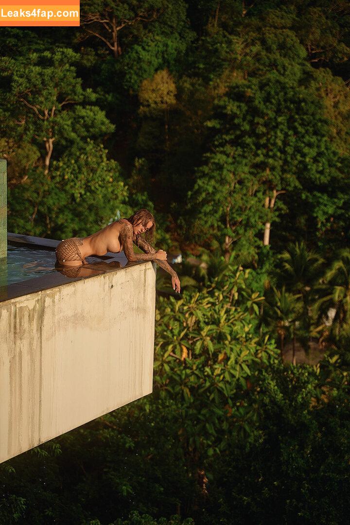 Herzblutmadl /  leaked photo photo #0051