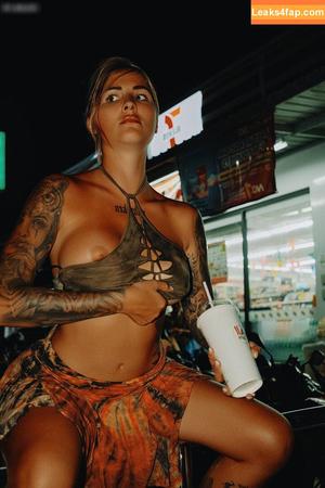 Herzblutmadl photo #0024