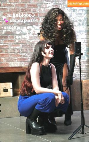 HeyMissTeacher photo #0001