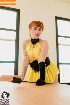 Hilo Suicide photo #0315