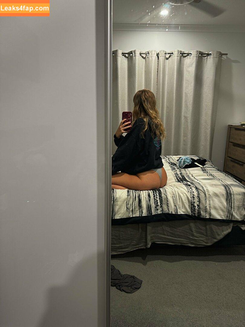 itssosierra /  leaked photo photo #0018
