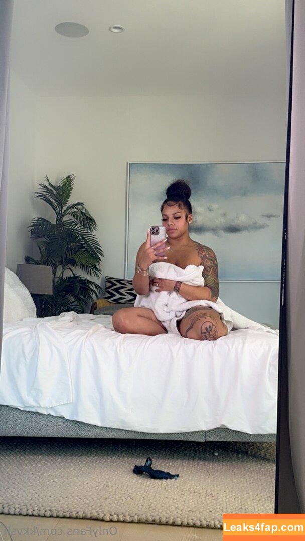 kkvsh / realkkvsh leaked photo photo #0004