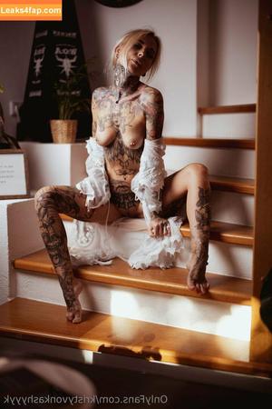 Kristy.Von.Kashyyyk photo #0024