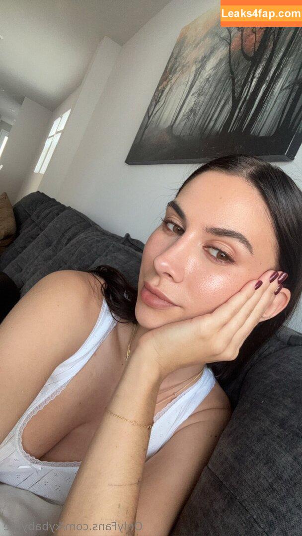 kybabyrae /  leaked photo photo #0020