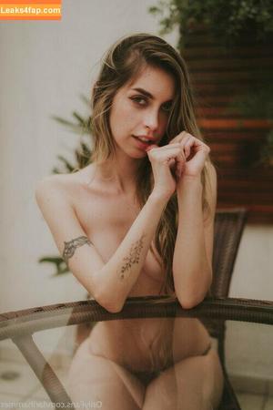 Larissa Hammer photo #0087