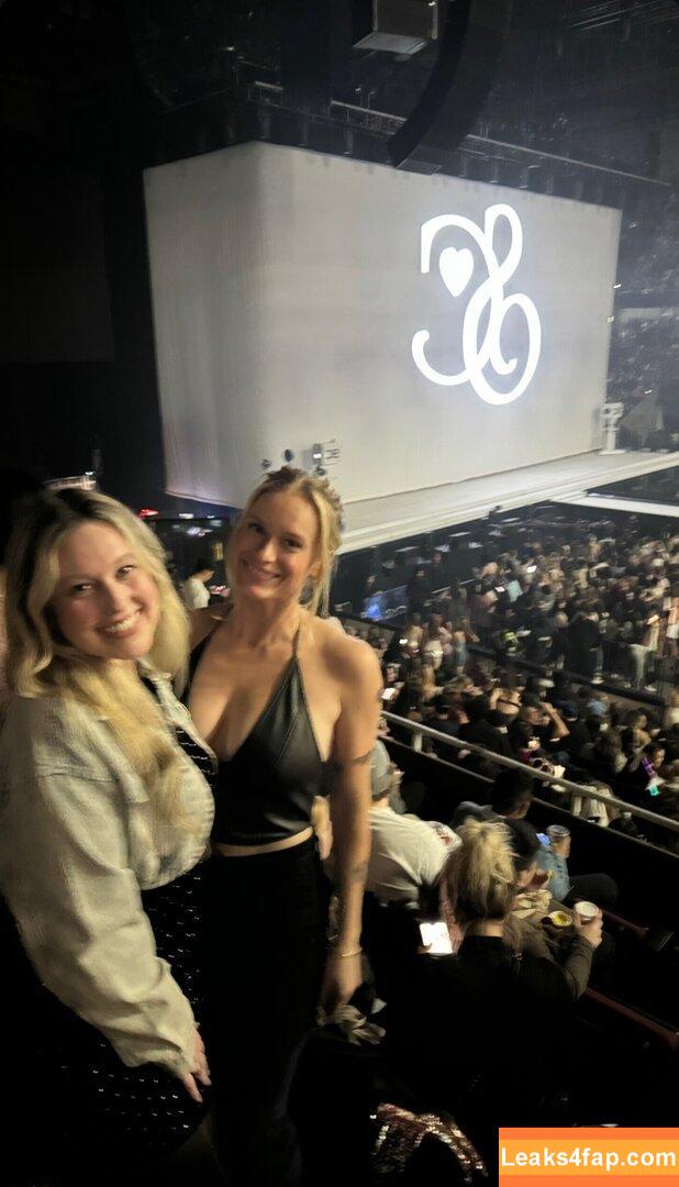 Leven Rambin / levenrambin leaked photo photo #0001