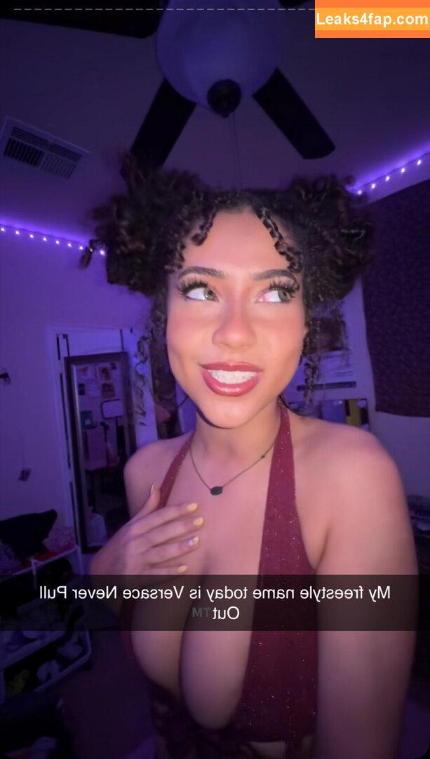 Megan Botnick / mbeeco leaked photo photo #0274