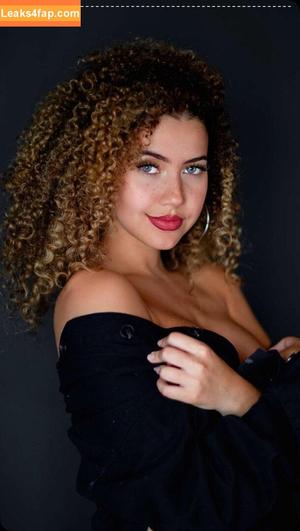 Megan Botnick photo #0233