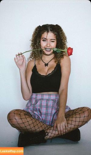Megan Botnick photo #0234